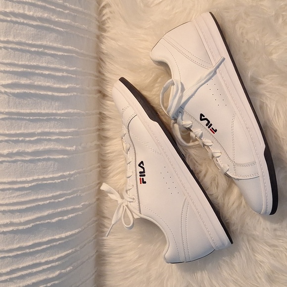 Fila Shoes - FILA Reunion Women's Shoes 9.5M